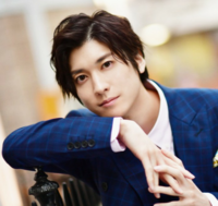 男性に質問です 僕は俳優の山本一慶さん見たいな 色白できれいな顔に Yahoo 知恵袋