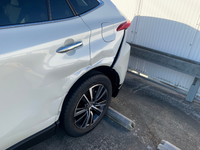 今朝車をぶつけました この傷を治すのにどれくらいお金がかかりますか ソニー損 Yahoo 知恵袋