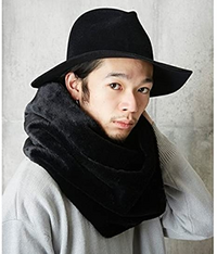 マフラーが苦手なのですが男でこういうスヌードつけるの大丈夫ですか Yahoo 知恵袋