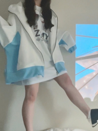 サブカル系女子 の系統の 黒じゃなくて水色や白色の系統で 安いブランド知 Yahoo 知恵袋