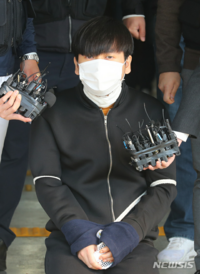 あまり良い話ではありませんが 下の写真の男性は 3人を殺し その他色々な犯罪 Yahoo 知恵袋