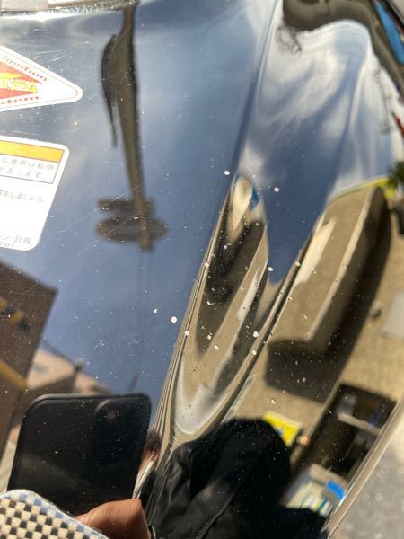 バイクのタンクの塗装が一部はげてしまったのですが、なにか修理方法は