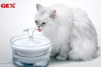 猫の水飲み器で、水をぬるま湯にしてくれるタイプは売ってますか？ 