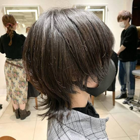 男です最近後ろ髪を結ぶようにしてるんですが やはり変ですかね女性か Yahoo 知恵袋