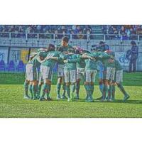 こんな感じで壁紙加工できるアプリってなんですか Yahoo 知恵袋