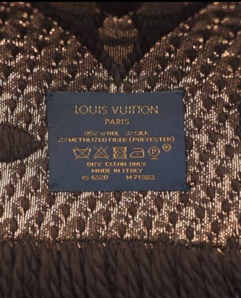 すのーまんさまLouis Vuitton ロゴマニア　マフラー　タグなし LOUIS VUITTON ルイ・ヴィトン マフラー エシャルプ・ロゴマニア