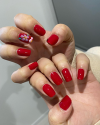 ネイル検定3級の練習をしています 見た感想を聞きたいです アートはこれではだ Yahoo 知恵袋