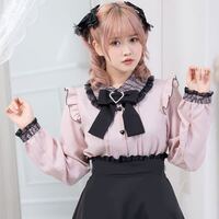 初心者でも着れるような量産型な服ってありませんか 髪型も甘すぎずス Yahoo 知恵袋