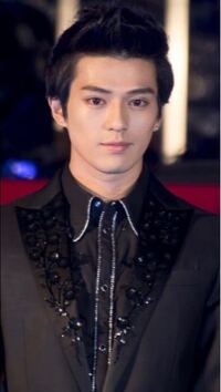 最近のイケメンと呼ばれる人は前髪あってのイケメンですよね 写真のような坊主に Yahoo 知恵袋