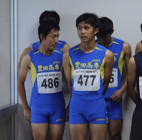 前列右の陸上男子が昔の本田圭佑みたいでかっこいいと思うのですがどう Yahoo 知恵袋
