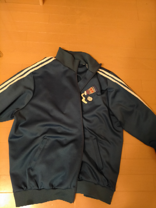 買ったものの大き過ぎて！ 買った服があまりにも大きすぎて切れませんでした。買った服のサイズは
