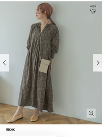 率直にこの色と柄のワンピは30代前半が着たら痛いですか フェミニンなデザ Yahoo 知恵袋