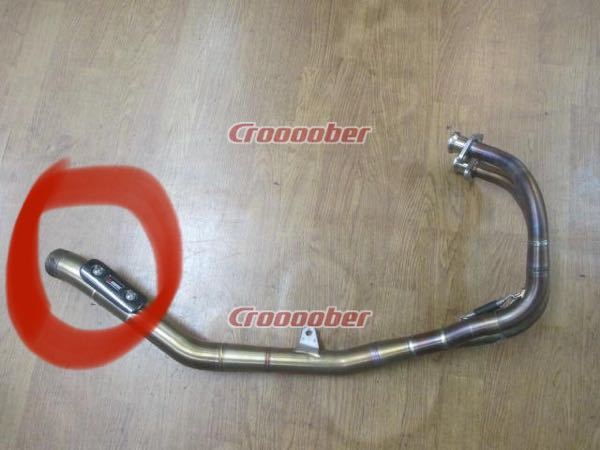 cbr250rrmc51アクラポビッチエキパイの赤丸の部分の口径はなんですか