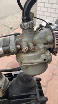 スーパーカブ50カスタム 01 に乗ってるのですが 本日キャブレターの交 Yahoo 知恵袋