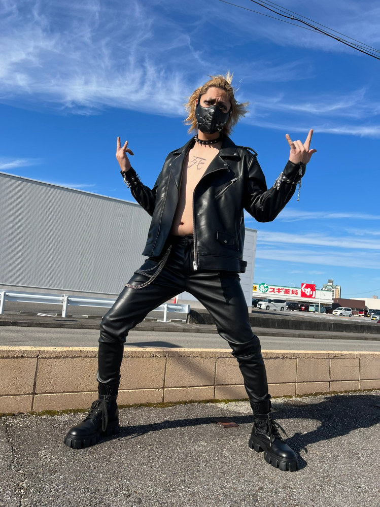 東海オンエアのてつやさんが罰ゲームでデスメタルコスをやったと思うの Yahoo 知恵袋
