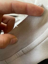 至急です！！ - 昨日買ったばかりの服のタグを切ろうとした際
