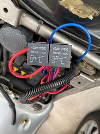 バイクのヘッドライトが光量不足で車検に通らないため バッ直にして光 Yahoo 知恵袋