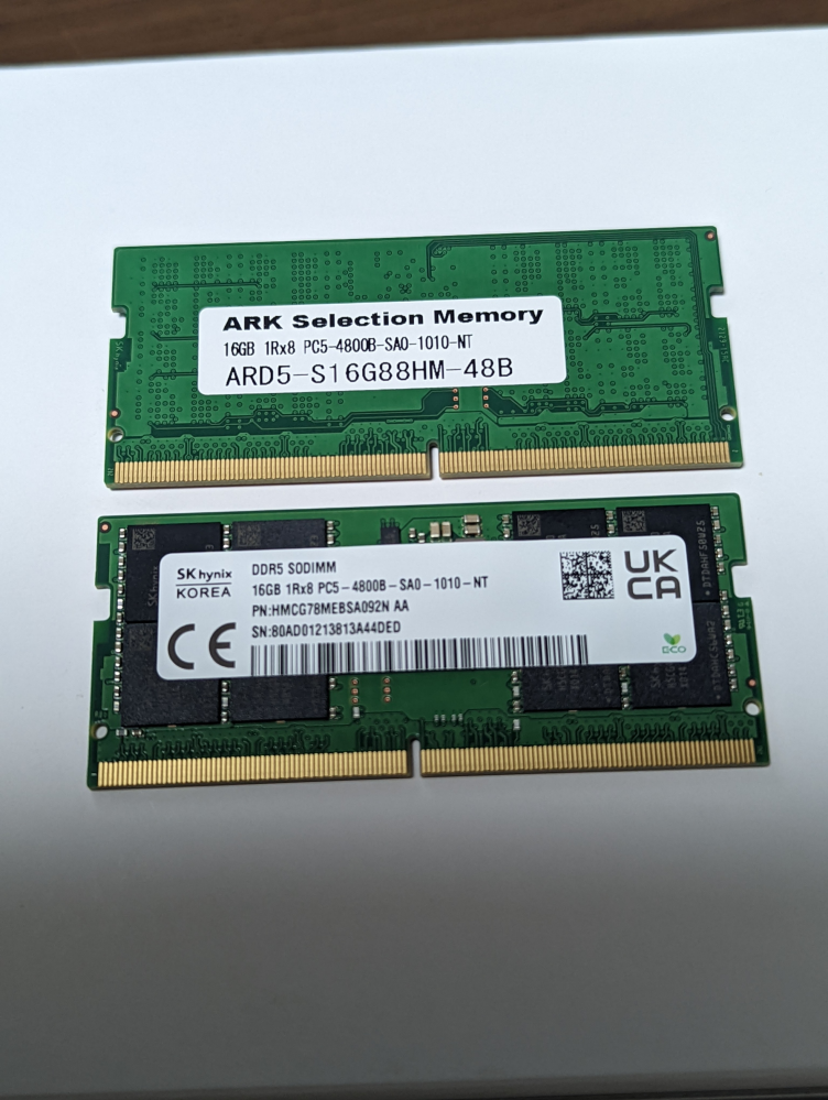 ARD5-S32G88HB-48B-D「SKhynix Edition」 262pin SO-DIMM DDR5-4800 CL40-39-39 32GB(16GBx2枚組) 1.1Volt JEDE C/SPD このメモリ １月に間違って購入し 未使用なのですが売れますかね !?