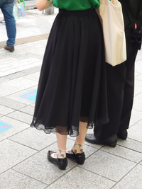 スカート男子をどう思いますか 男です スカートを履きました 評判は最悪 Yahoo 知恵袋