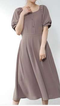 こちらのワンピースはブルベ夏に似合いますか 茶色ですがブルベ夏に似合いますか Yahoo 知恵袋