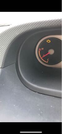 回答急募です 車にこのようなランプが表示されました 走行距離は30万キ Yahoo 知恵袋