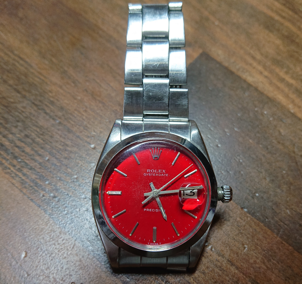 どなたかこの時計が本物のロレックスかどうか分かる方いらっしゃいますか？ 手巻きです。 ３０年ほど前、アンティーク時計屋さんで １８万円くらいで購入しました。 ロレックスの箱には入っていなかったです。 写真だけですが、分かる方がいらしたらどうかよろしくお願いいたします。