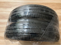新品で購入したタイヤに識線と言うチョーク？のような線が入って