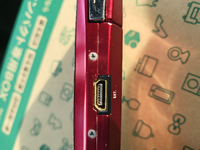 ゲームボーイミクロをメルカリで買ったのですがこの充電口の端子は正常 