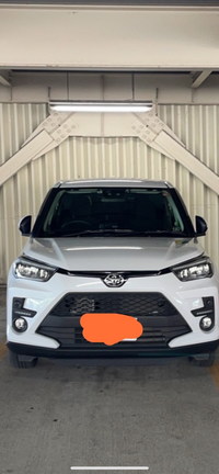 この車はどこのメーカーの何という車ですか トヨタライズｚかな Yahoo 知恵袋