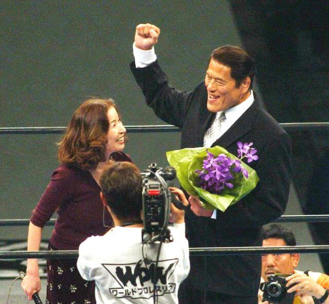 アントニオ猪木さんのお別れの会に元妻の倍賞美津子さんは来ると思い