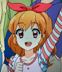 これってあかりちゃんに似てますけど違いますよね アイカツ 無印 第2シーズン Yahoo 知恵袋