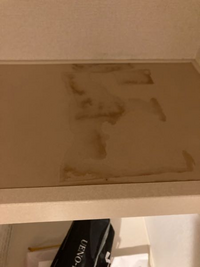 賃貸アパートです。タンスの中に、シミができてしまいました。退去時 