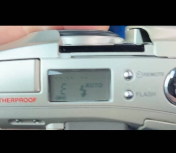 至急フィルムカメラ詳しい方教えてください！ - 私は、olympusμzoo