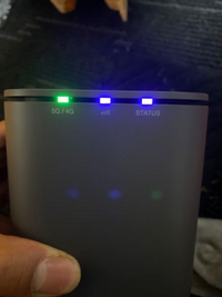 docomoのホーム5Gが届きました。端末の裏にSIMカード？を挿 - Yahoo 