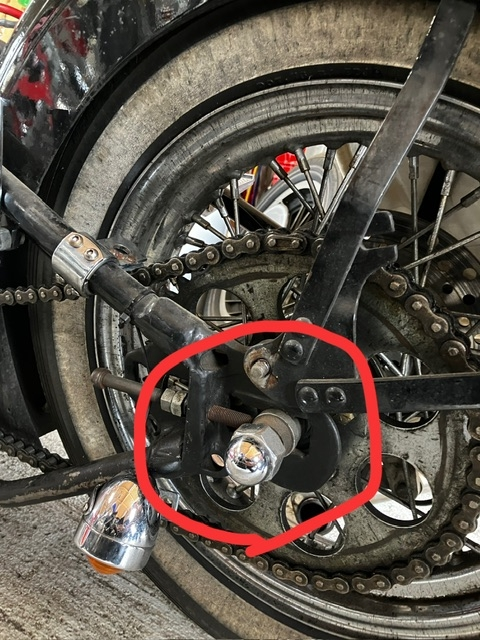 XJR400Rのテールカウルの交換について教えてください。 - htt XJR400Rのテールカウルの交換について教えてください。 - htt
