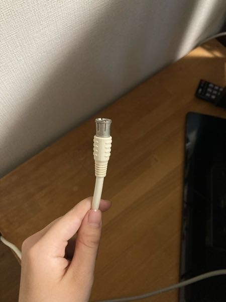 このコードがテレビから抜けてしまってどの部分に刺して良いか分かりま 