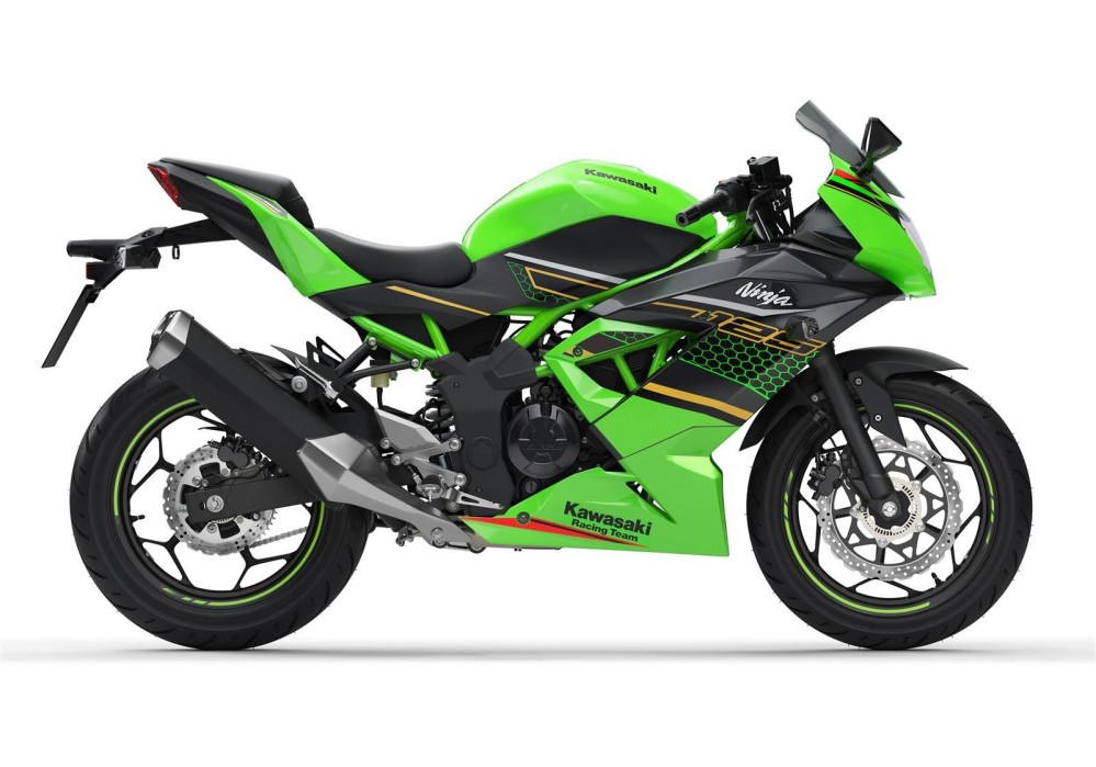 ZX6Rの実燃費18km/l。ZX10Rの実燃費16km/l