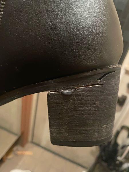 木工用ボンドでつけてしばらく放置していたのですが取れませんでしょう