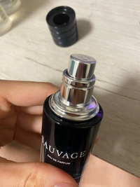 DiorのSAUVAGEのここって外せますか？またアトマイザーに移