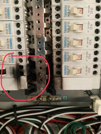 今月いっぱいで処分！配電盤