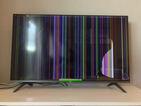 子供が倒してテレビの液晶壊れました。Hisenseの液晶修理代って 子供が倒してテレビの液晶壊れました。Hisenseの液晶修理代って