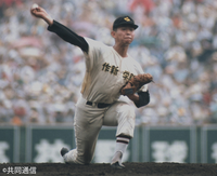江川卓投手がメジャーに挑戦していたら活躍できていたと思いますか？
全盛期といわれる高校卒業後、即MLBに挑戦していたら、先発として 定着しローテーション入りできるくらいの活躍は見せていたと思いますか？