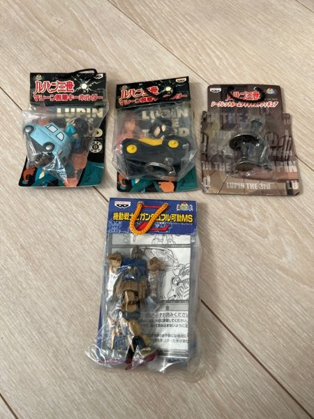 これらは未開封ですが買取価格はどのくらいになりますでしょうか？