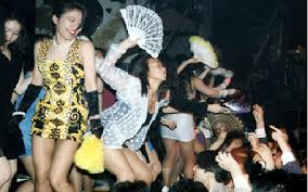 ★大喜利★日本のバブルの頃にタイムスリップしたらやってみたいこととは？