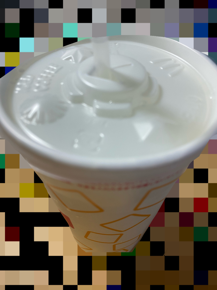 こんな感じで蓋がついてるコップ？で 何回も使えるやつおすすめのあったら教えてください