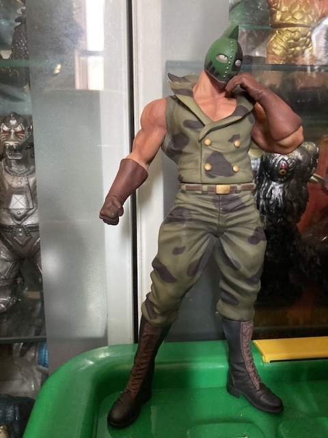キン肉マンのキャラクターだと思うのですが、名前が分からないので教えていただけると助かります。
