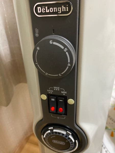 デロンギのオイルヒーターに詳しい方、教えてください。このダイヤルの