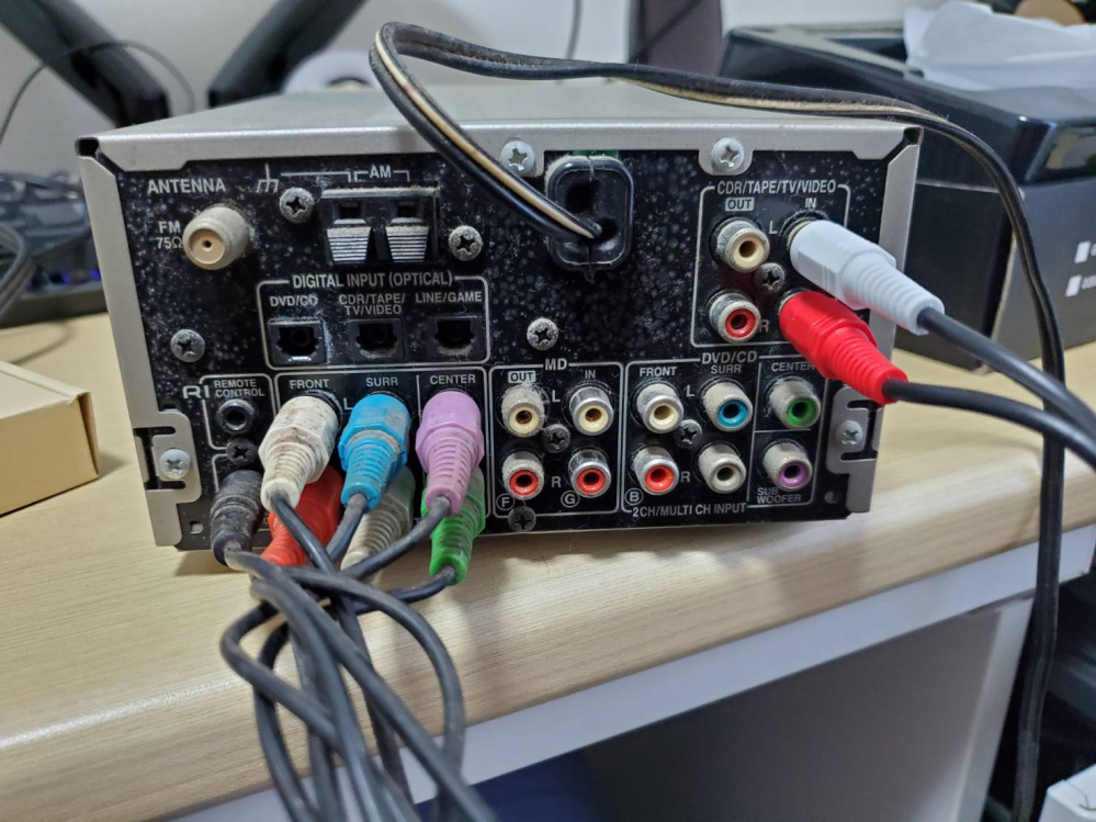 父から譲ってもらったONKYOPR-155SPAVコントローラーと 父から譲ってもらったONKYOPR-155SPAVコントローラーと