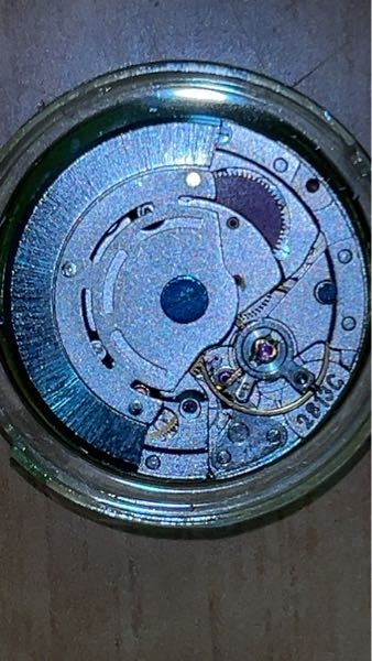 こんばんは。質問宜しくお願い致します。この写真の2813ムーブメン