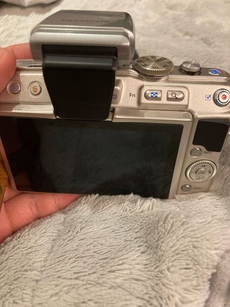 オリンパスのPL6を使っています。 - 撮った写真をスマホに転送したい